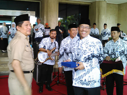 Pencarian PGRI Teluk Bintuni - Persatuan Guru Republik Indonesia Cabang Kabupaten Teluk Bintuni